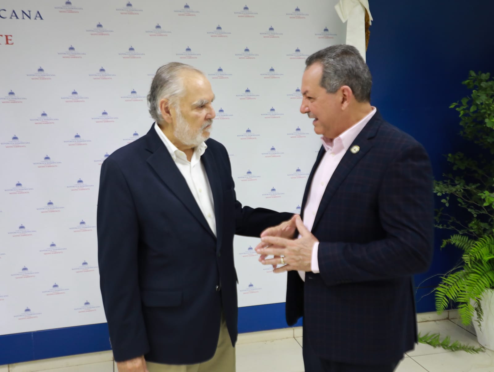 Director Promipyme asiste acto Lanzamiento Sistema de Autorización Ambiental